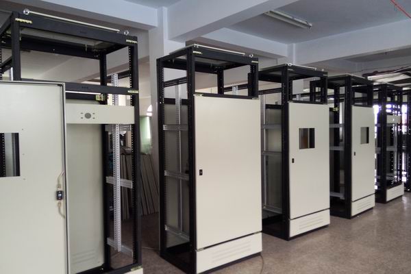 余干控制箱-3683谈谈控制箱的维护和保养事